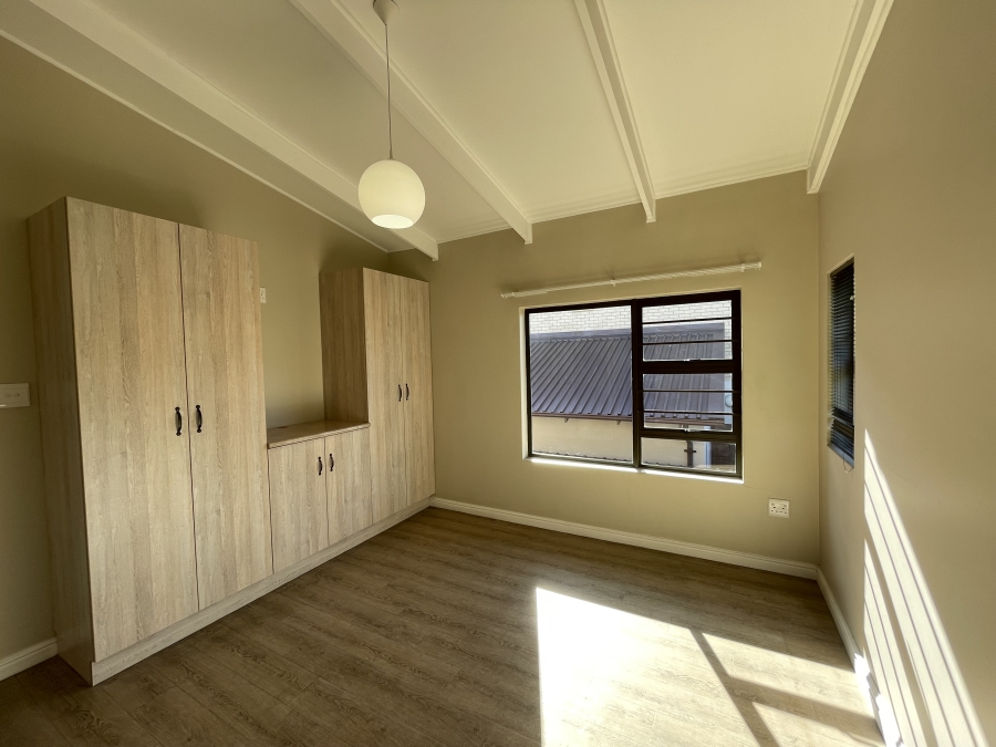 To Let 3 Bedroom Property for Rent in Berea Eastern Cape